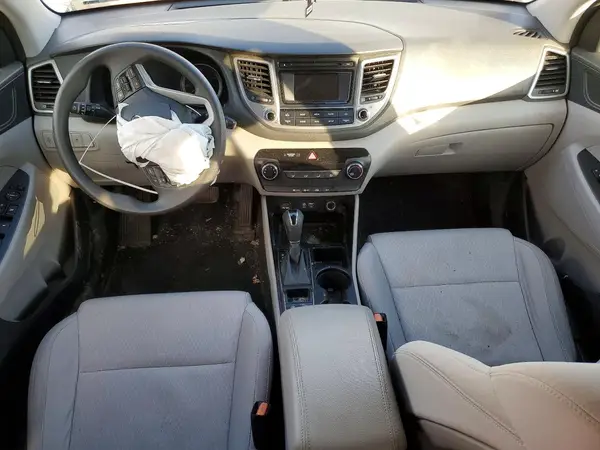 KM8J3CA44HU297692 2017 HYUNDAI TUCSON - Image 8