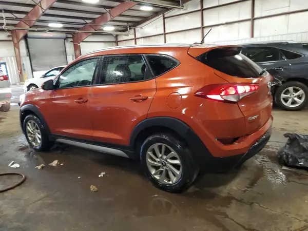KM8J3CA44HU317245 2017 HYUNDAI TUCSON - Image 2