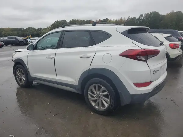 KM8J3CA44HU327354 2017 HYUNDAI TUCSON - Image 2