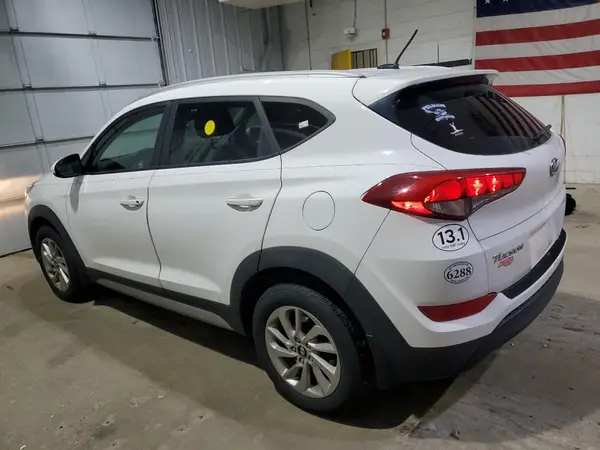 KM8J3CA44HU375467 2017 HYUNDAI TUCSON - Image 2