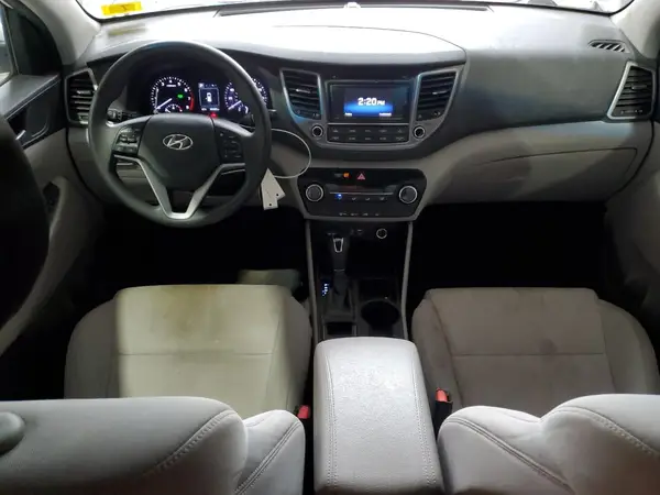 KM8J3CA44HU375467 2017 HYUNDAI TUCSON - Image 8