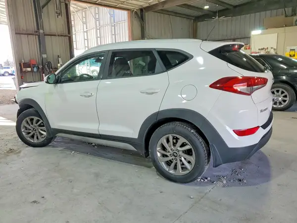 KM8J3CA44HU398411 2017 HYUNDAI TUCSON - Image 2