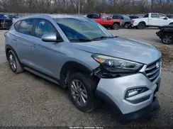 KM8J3CA44HU398487 2017 HYUNDAI TUCSON