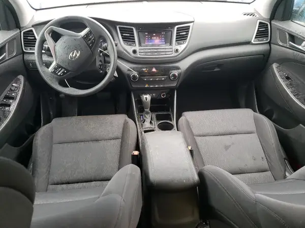 KM8J3CA44HU445422 2017 HYUNDAI TUCSON - Image 8