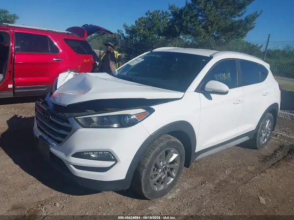 KM8J3CA44HU464830 2017 HYUNDAI TUCSON - Image 2