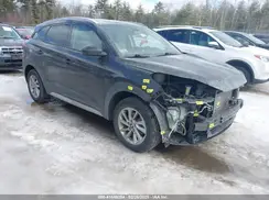 KM8J3CA44HU476654 2017 HYUNDAI TUCSON