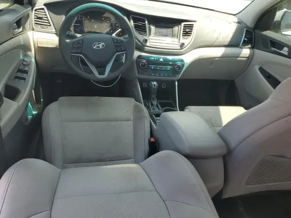 KM8J3CA44HU478419 2017 HYUNDAI TUCSON - Image 8
