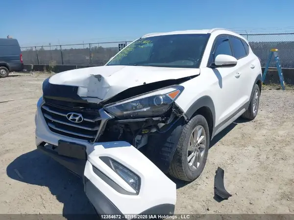KM8J3CA44HU486455 2017 HYUNDAI TUCSON - Image 2