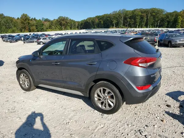 KM8J3CA44HU502220 2017 HYUNDAI TUCSON - Image 2