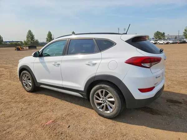 KM8J3CA44HU505716 2017 HYUNDAI TUCSON - Image 2