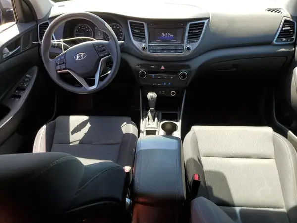 KM8J3CA44HU506218 2017 HYUNDAI TUCSON - Image 8