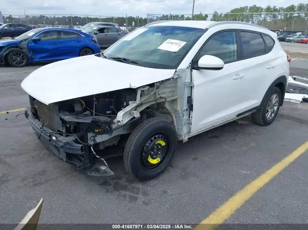 KM8J3CA44HU511581 2017 HYUNDAI TUCSON - Image 2