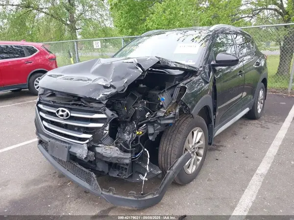 KM8J3CA44HU524797 2017 HYUNDAI TUCSON - Image 2