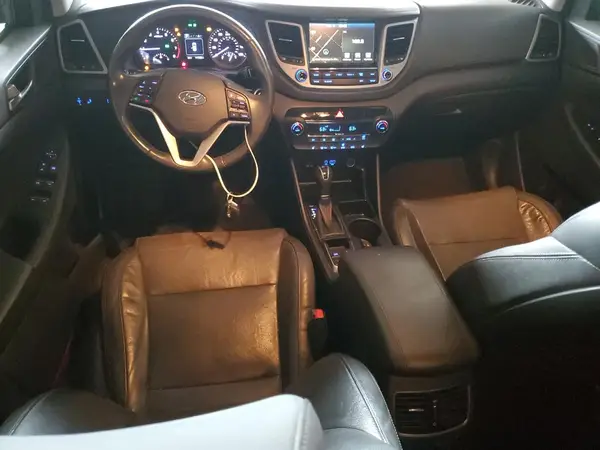 KM8J3CA44HU525769 2017 HYUNDAI TUCSON - Image 8