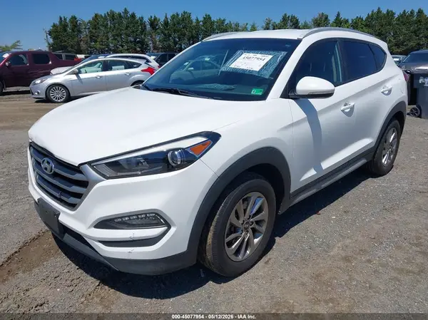 KM8J3CA44HU527571 2017 HYUNDAI TUCSON - Image 2
