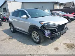 KM8J3CA44HU527733 2017 HYUNDAI TUCSON