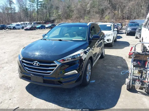 KM8J3CA44HU534729 2017 HYUNDAI TUCSON - Image 2