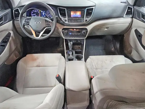 KM8J3CA44HU540305 2017 HYUNDAI TUCSON - Image 8