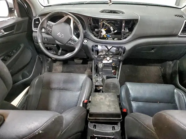 KM8J3CA44HU550400 2017 HYUNDAI TUCSON - Image 8