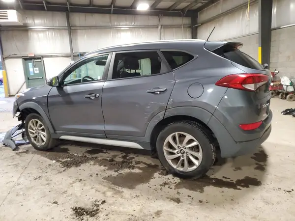 KM8J3CA44HU572588 2017 HYUNDAI TUCSON - Image 2