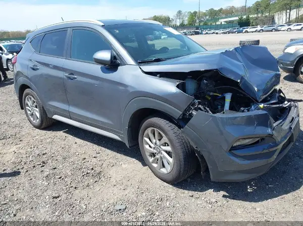 KM8J3CA44HU574874 2017 HYUNDAI TUCSON - Image 1