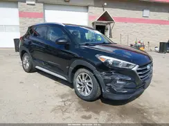 KM8J3CA44HU585518 2017 HYUNDAI TUCSON