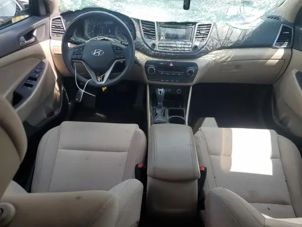 KM8J3CA44HU585678 2017 HYUNDAI TUCSON - Image 8