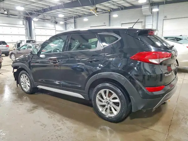 KM8J3CA44HU587754 2017 HYUNDAI TUCSON - Image 2