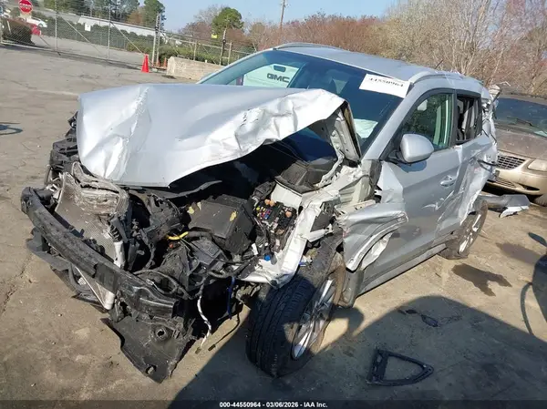 KM8J3CA44HU588323 2017 HYUNDAI TUCSON - Image 2