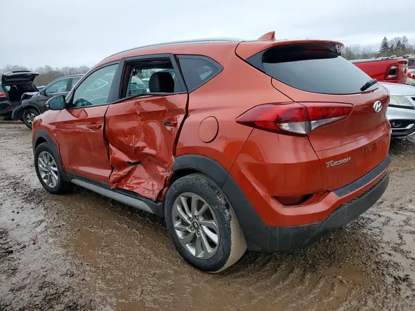 KM8J3CA44JU601240 2018 HYUNDAI TUCSON - Image 2