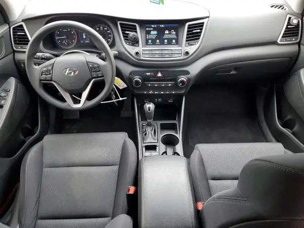 KM8J3CA44JU602422 2018 HYUNDAI TUCSON - Image 8