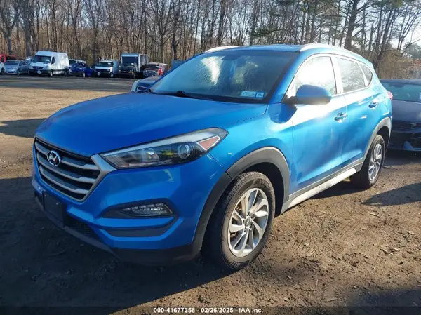 KM8J3CA44JU604526 2018 HYUNDAI TUCSON - Image 2