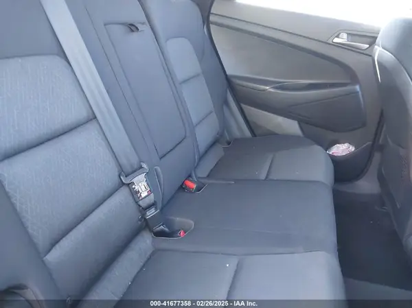 KM8J3CA44JU604526 2018 HYUNDAI TUCSON - Image 8