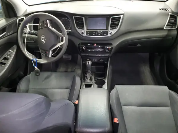 KM8J3CA44JU614683 2018 HYUNDAI TUCSON - Image 8