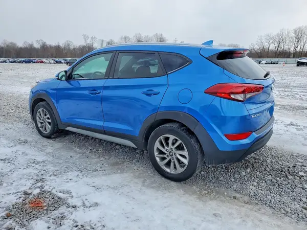 KM8J3CA44JU645948 2018 HYUNDAI TUCSON - Image 2