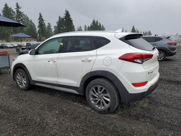KM8J3CA44JU646338 2018 HYUNDAI TUCSON - Image 2