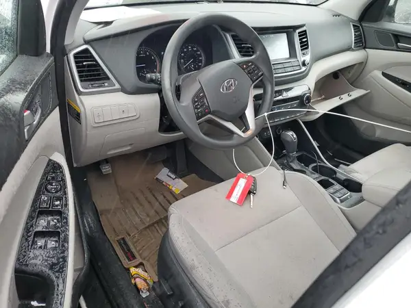 KM8J3CA44JU646338 2018 HYUNDAI TUCSON - Image 8