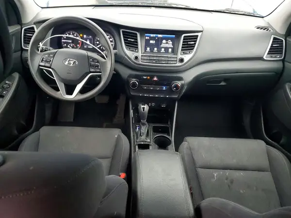 KM8J3CA44JU648722 2018 HYUNDAI TUCSON - Image 8