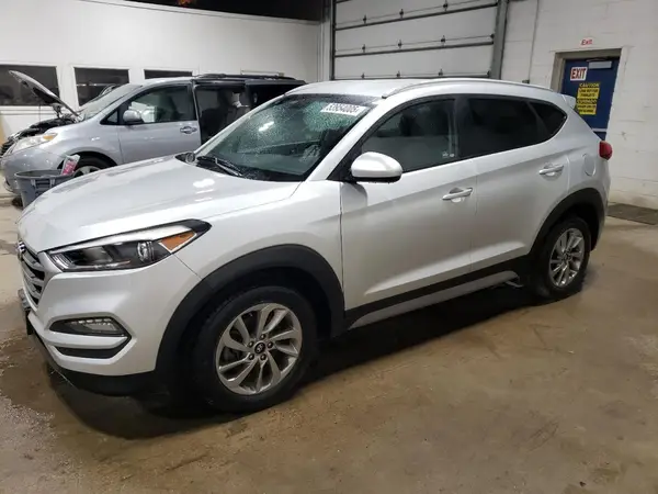 KM8J3CA44JU682109 2018 HYUNDAI TUCSON - Image 1