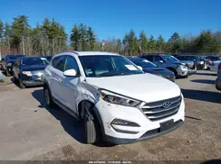 KM8J3CA44JU713553 2018 HYUNDAI TUCSON