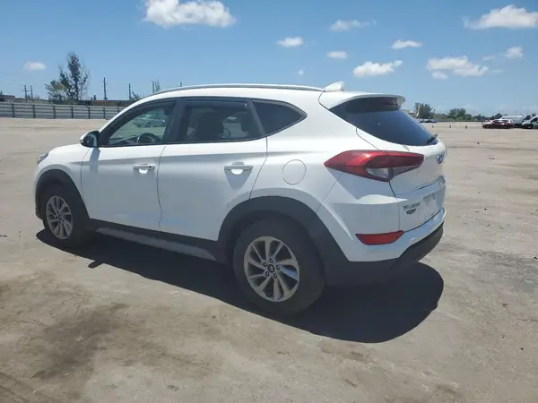 KM8J3CA44JU738050 2018 HYUNDAI TUCSON - Image 2