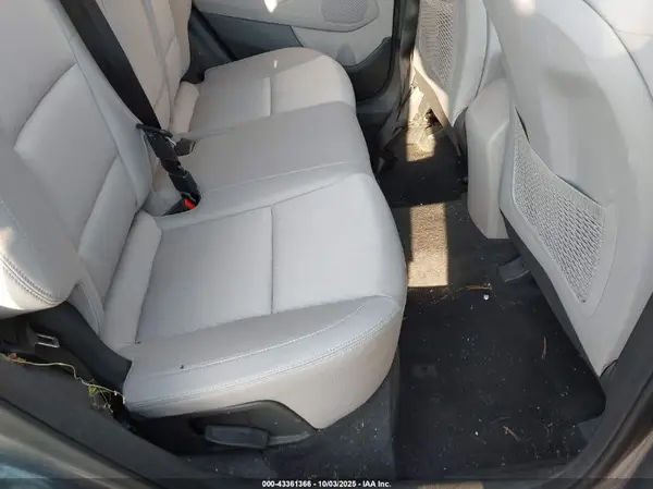 KM8J3CA44JU740994 2018 HYUNDAI TUCSON - Image 8