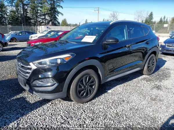 KM8J3CA44JU743460 2018 HYUNDAI TUCSON - Image 2