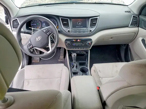 KM8J3CA44JU764924 2018 HYUNDAI TUCSON - Image 8
