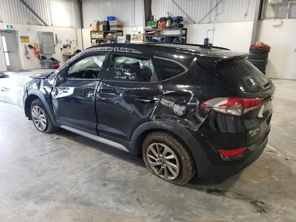 KM8J3CA44JU768424 2018 HYUNDAI TUCSON - Image 2