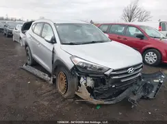KM8J3CA44JU786258 2018 HYUNDAI TUCSON