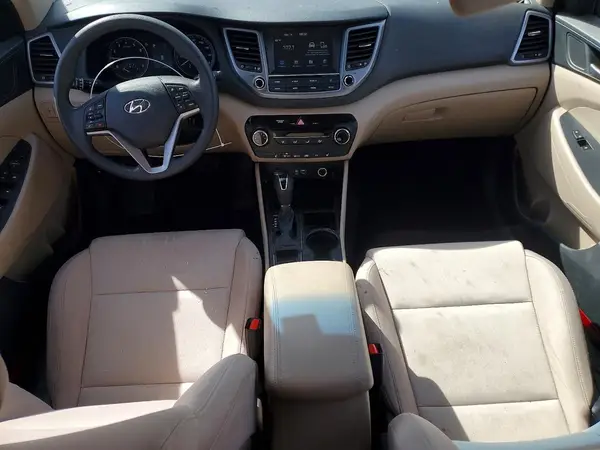 KM8J3CA44JU788267 2018 HYUNDAI TUCSON - Image 8