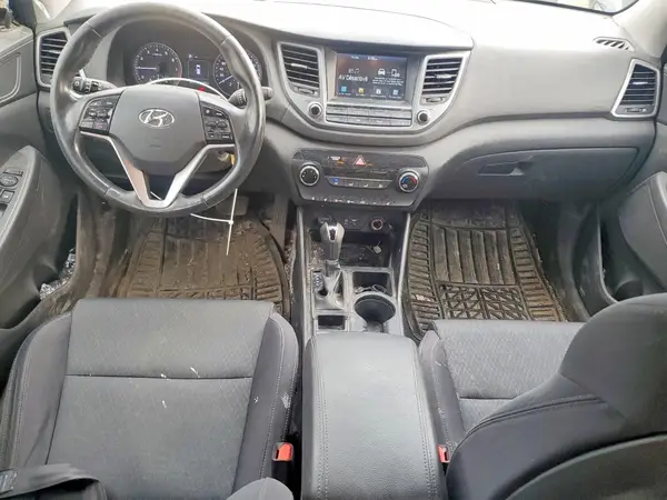 KM8J3CA44JU807402 2018 HYUNDAI TUCSON - Image 8