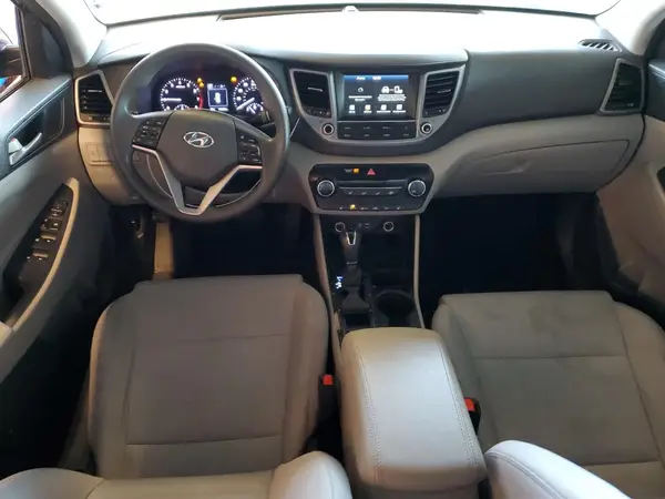 KM8J3CA44JU814480 2018 HYUNDAI TUCSON - Image 8