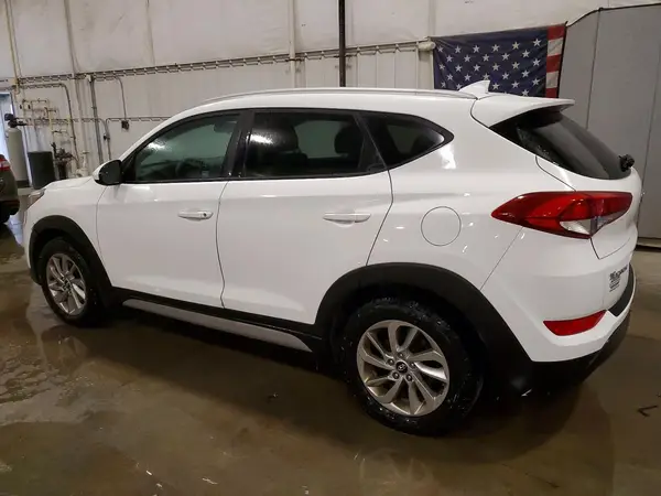 KM8J3CA44JU836480 2018 HYUNDAI TUCSON - Image 2